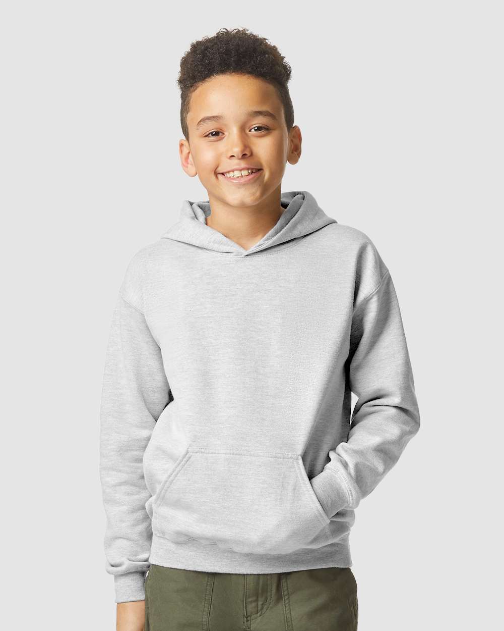Gildan - Youth Softstyle Midweight Hooded Sweatshirt